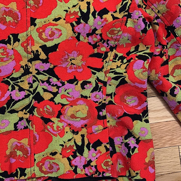 Isaac Mizrahi Skirt and Blazer Suit - Picture 6 of 15